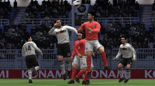 CONSOLA PSP NEGRO CON PRO EVOLUTION SOCCER 2010 - Image 6