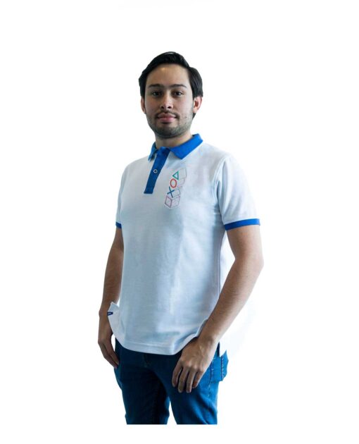 PLAYERA BLANCA POLO MONUMENTS PLAYSTATION MEDIANA - Image 3