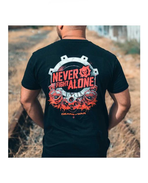 PLAYERA NEVER FIGHT ALONE GOW CHICA - Image 2